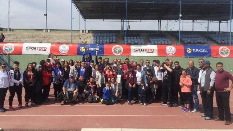 Dünya Otizm Günü Atletizm Yarışları Ankarada yapıldı