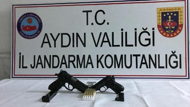 Alacak için silahla ev bastılar: 7 gözaltı