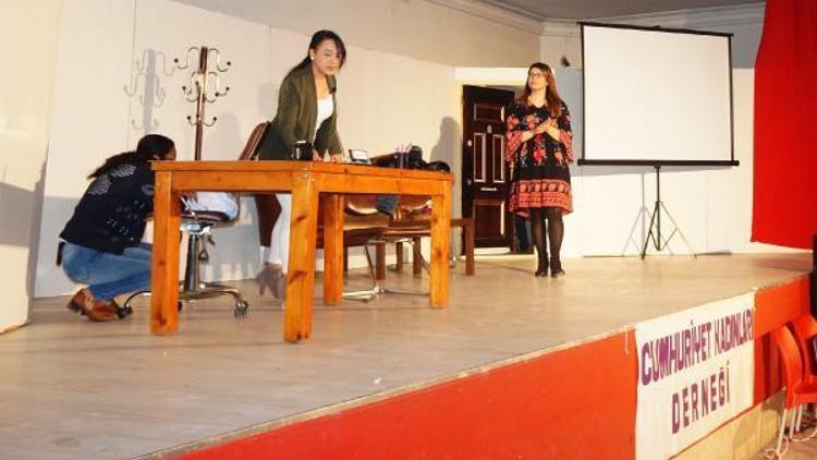 Sarıgölde ev kadınlarından tiyatro oyunu