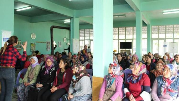 Anadoludaki köy kahvelerinde kadınlara sağlık eğitimi
