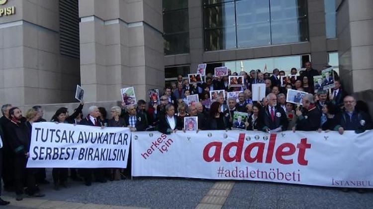 53üncü adalet nöbetinde tutukla avukatların avukatlar günü mesajları okundu