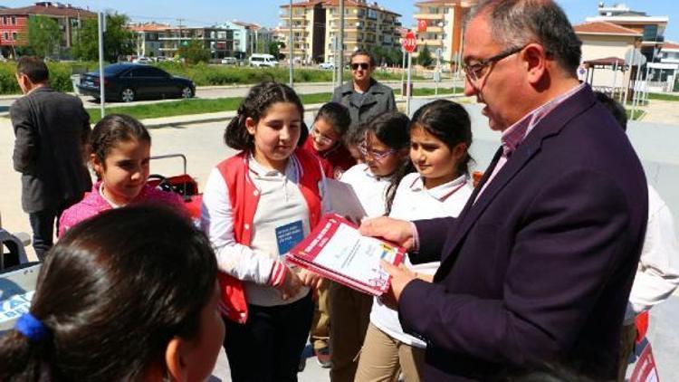 Başkan Salman, öğrencilere sertifikalarını verdi