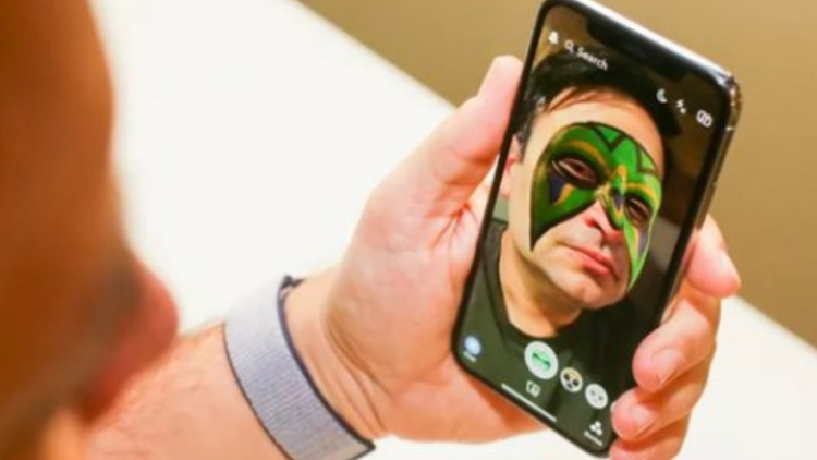 iPhone Xa özel Snapchat filtreleri yayında