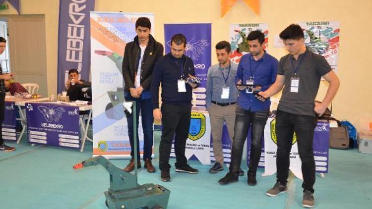 Gebze Teknik Üniversitesinde robotlar yarıştı