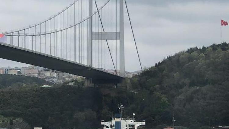 ek fotoğraflar// İstanbul Boğazında gemi yalıya çarptı