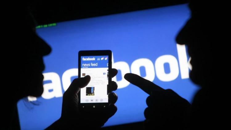 Facebooktan siyasi içerikli paylaşımlara şeffaflık ayarı