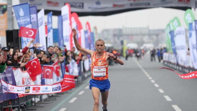 İstanbul Yarı Maratonu koşuldu Walelegn Amdework rekor kırdı...