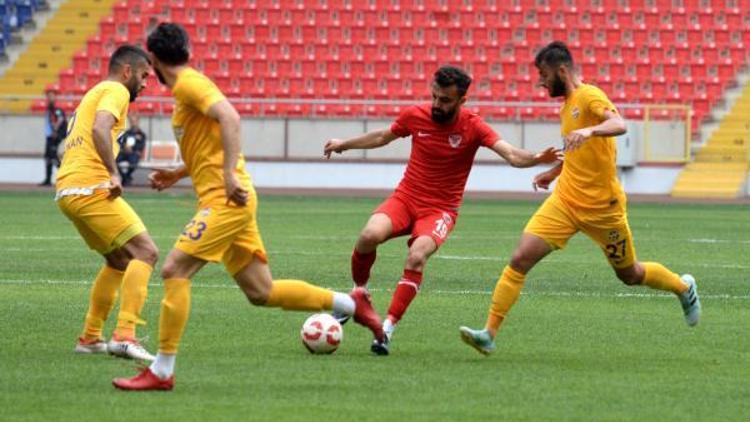 Mersin İdmanyurdu kalecisi Hasan, 4üncü golün ardından sahayı terk etti