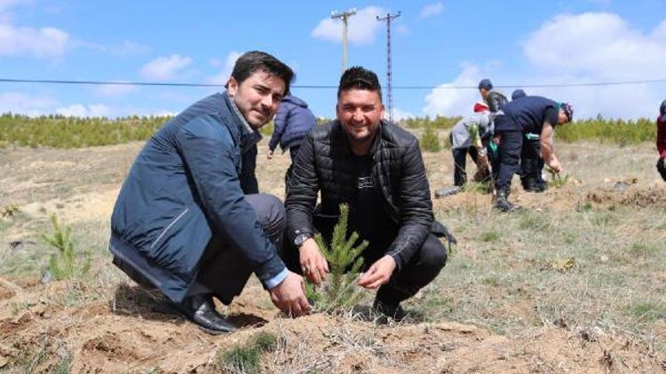 Sorgun’da Afrin şehitleri için fidan dikildi