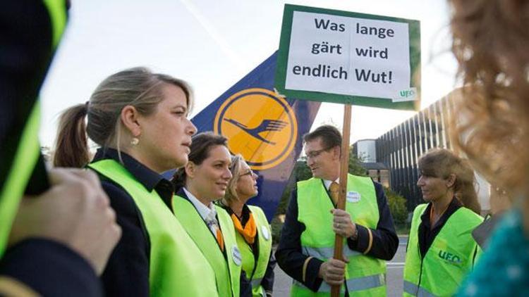 Almanya’da kamu çalışanları greve gidiyor