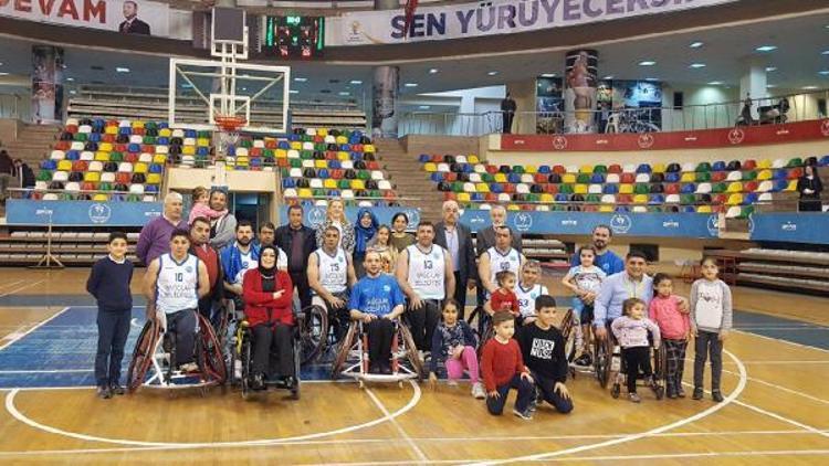 Bağcılarlı engelli basketçiler Antalya’ya fark attı