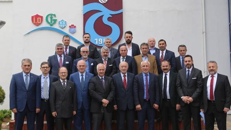 Trabzonspor’da Ahmet Ağaoğlu ve Yönetimi resmen göreve başladı