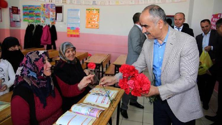 Sivas Belediyesinden okuma yazma seferberliğine tam destek