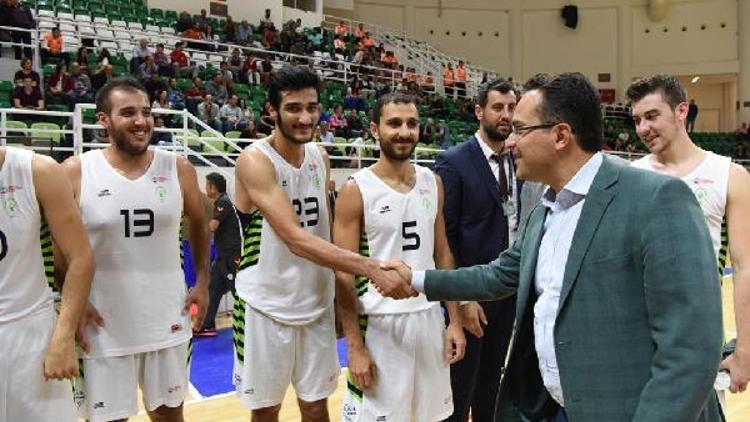 Bornova Belediyespor potada TBL yolunda