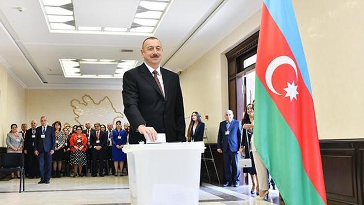 Azerbaycanda seçim günü... Aliyev 4. kez