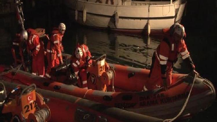 Kadıköyde denizde arama kurtarma tatbikatı