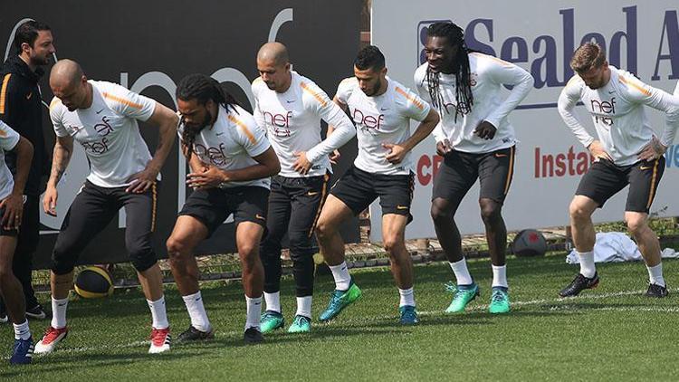 Galatasarayda Medipol Başakşehir maçı hazırlıkları devam etti