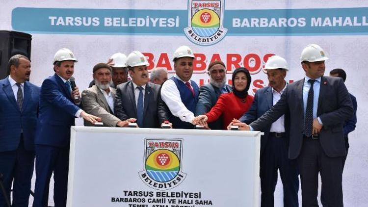 Tarsusta camii ve halı sahanın temeli atıldı