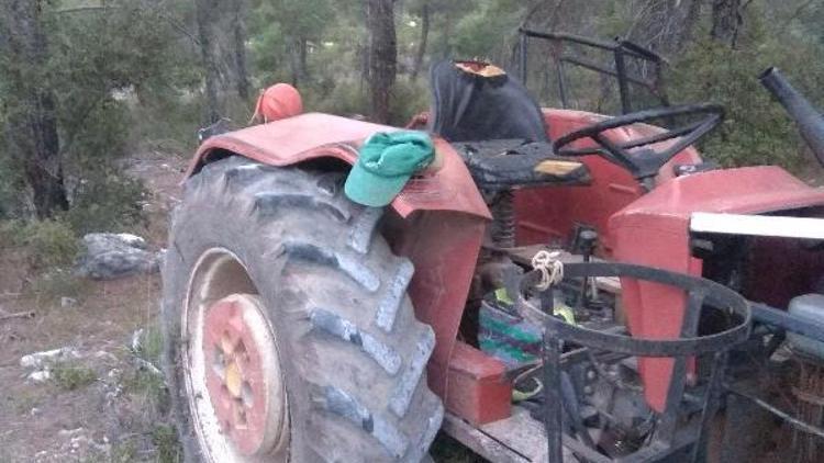Traktörün altında kalan çiftçi öldü
