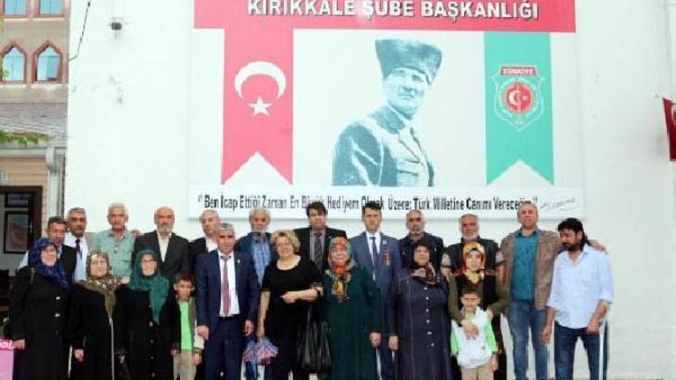 Uran:  Birlik ve beraberliğimizi koruduğumuz sürece çözemeyeceğimiz hiçbir sorun bulunmamaktadır