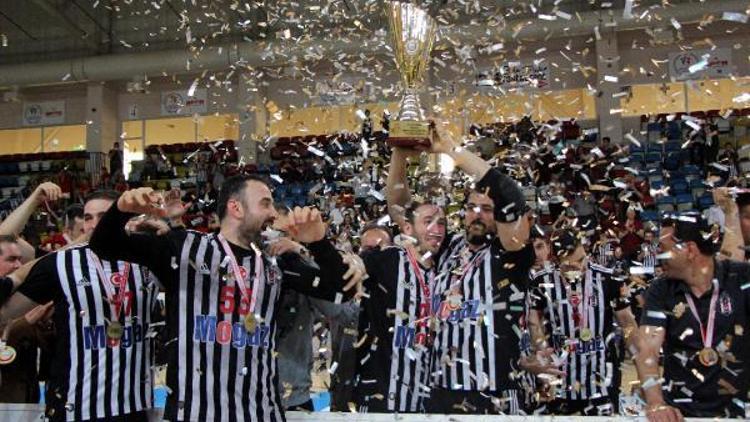 Hentbolda kupa Beşiktaş Mogazın oldu