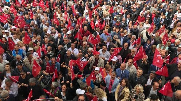 Ankarada CHPlilerden OHALe karşı oturma eylemi