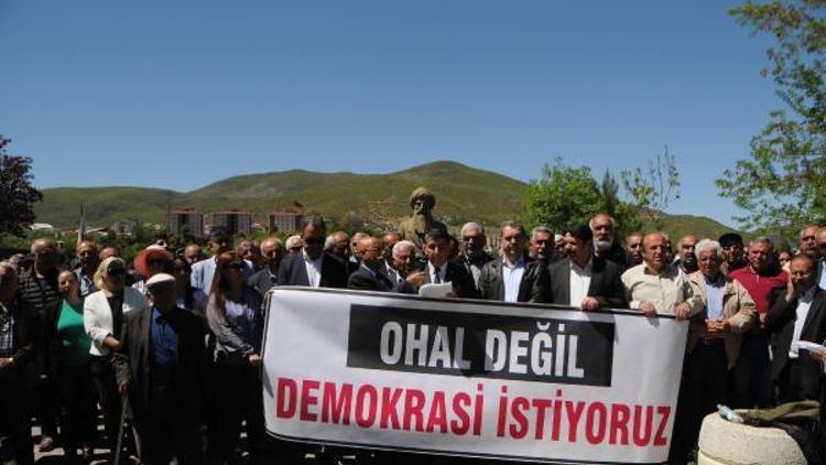 Tuncelide OHAL değil, demokrasi istiyoruz eylemi