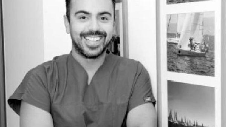 Ünlü kalp doktorunun kalp krizinden ölen oğlu İzmirde toprağa verildi