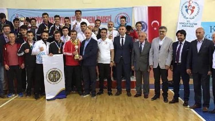 Atatürk Üniversitesi Boks Takımı Türkiye şampiyonu