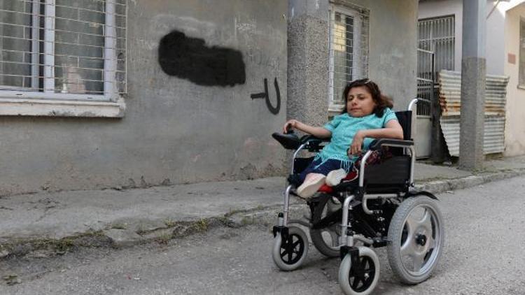 Cep telefonu çalınan engelli kadın: Özgürlüğüm çalındı