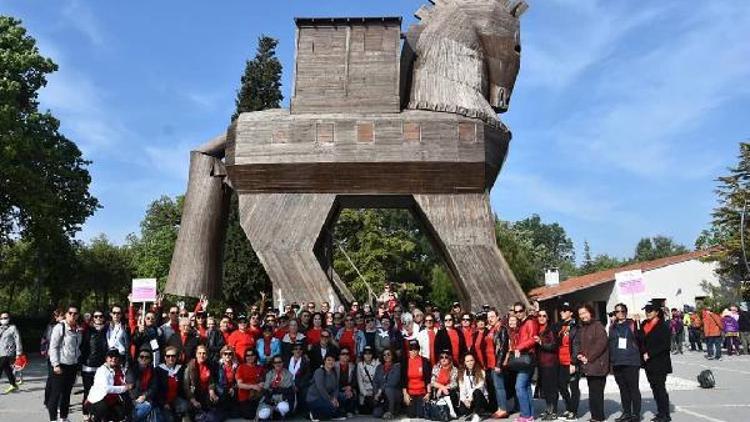 Çanakkale Belediyesi 105 kadın muhtarı ağırladı