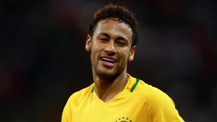 Neymar iyileşiyor 4 yıldır beklediğim Dünya Kupasında oynayarak...