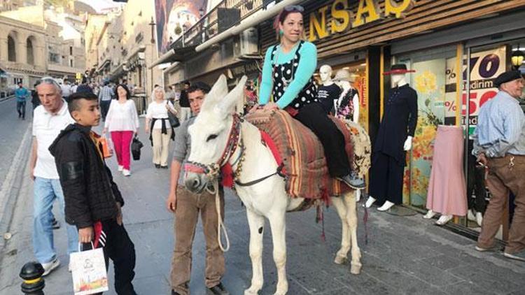 Mardin’in kadrolu eşekleri turizmin de hizmetinde