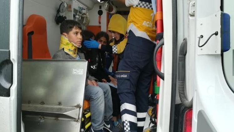 ek fotoğraflar// Fatihte tur otobüsleri çarpıştı çok sayıda öğrenci yaralandı