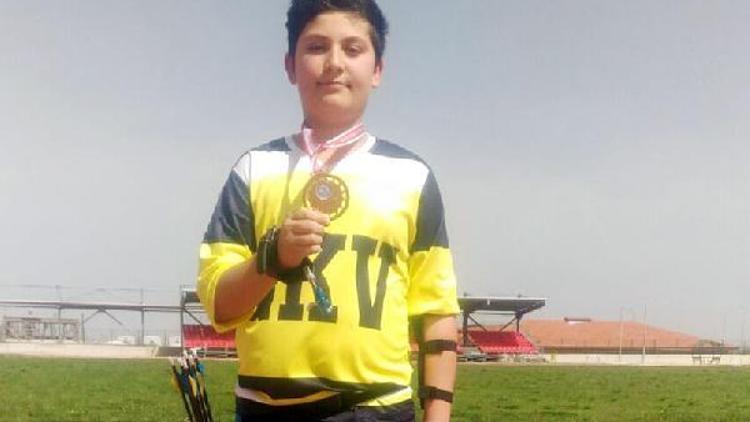 GKV’li Emre, okçulukta Gaziantep şampiyonu