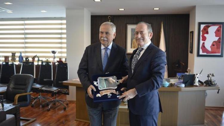 CHPli Hamzaçebi, Başkan Gökhanı ziyaret etti