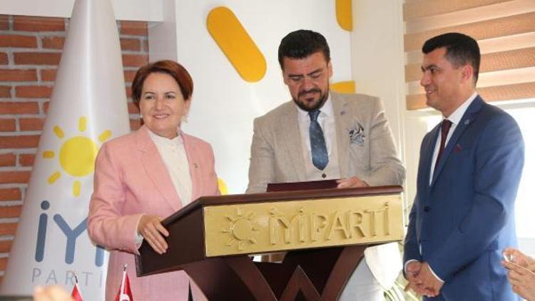 Akşener: İYİ Partiyi seçime sokmamak gibi bir planı yırtar atarız