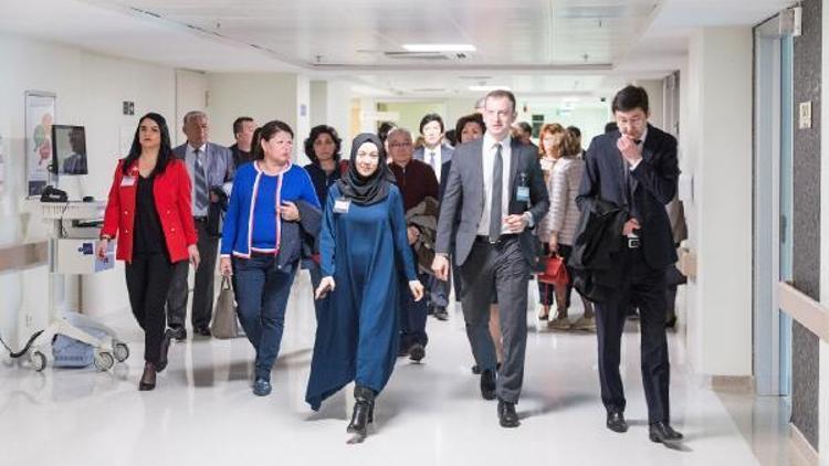 Kazakistan, Çad ve Endonezya sağlık heyetleri Medipol Mega Üniversite Hastanesini ziyaret etti