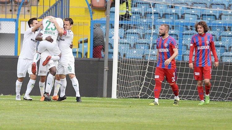 Timsah nefes aldı Karabükte 5 gol, 1 kırmızı kart
