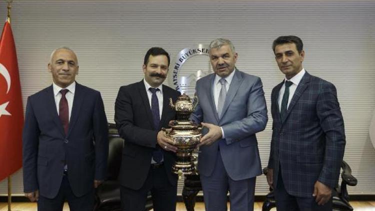 Malatya Belediyesinin daire başkanları Kayseride