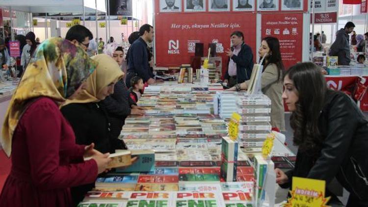 Kitap Fuarına yoğun ilgi