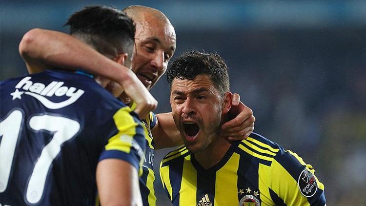 Kadıköyde samba rüzgarı Fenerbahçe, Antalyasporu Giuliano ile devirdi