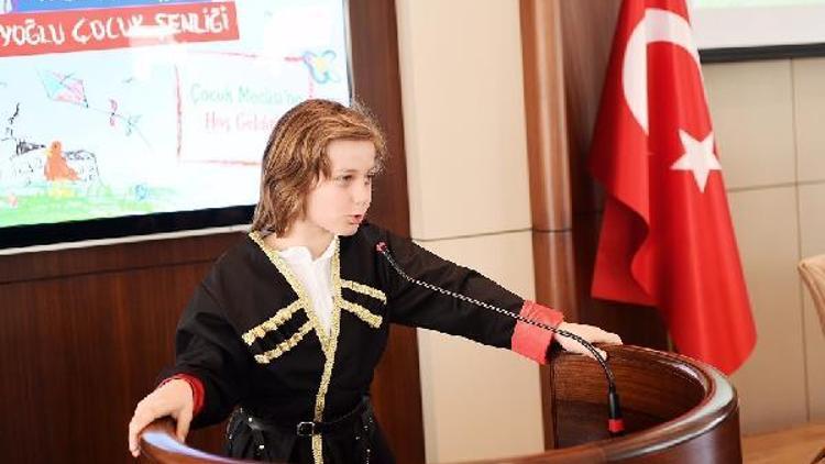 Beyoğlu’nda Çocuk Meclisi kuruldu