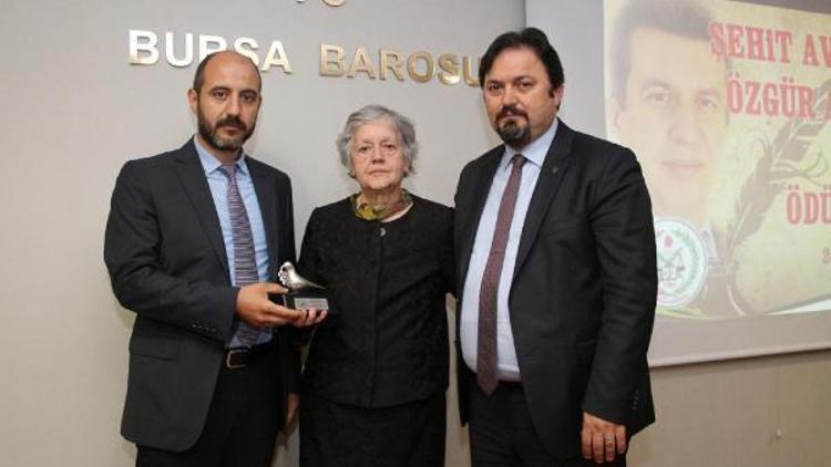 Şehit Avukat Özgür Aksoy şiir yarışmasında dereceye girenlere ödülleri verildi