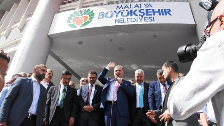 Malatya Büyükşehir Belediye Başkanı Çakır, vekillik için istifa etti