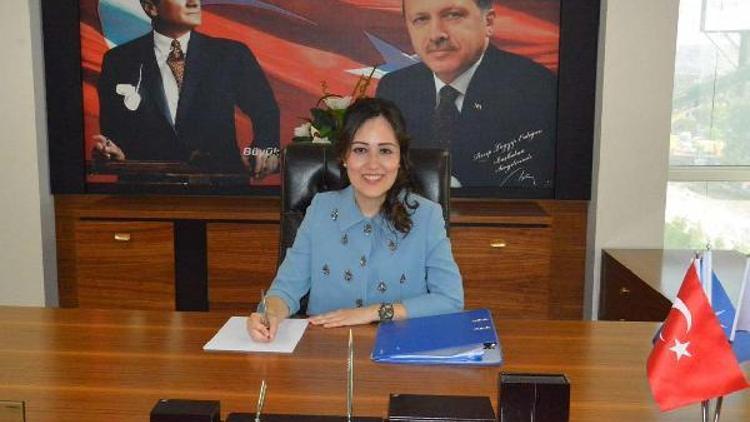 İzmirde AK Partili yöneticiler istifa etti