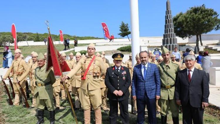 Bursalı torunlardan dedelerine vefa