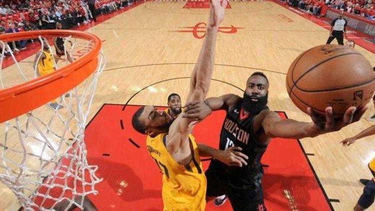 Rockets bir adım önde