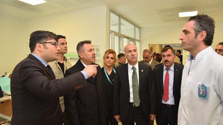 İnşaatı 7 yıl devam eden Ağrı Devlet Hastanesi hizmete açıldı