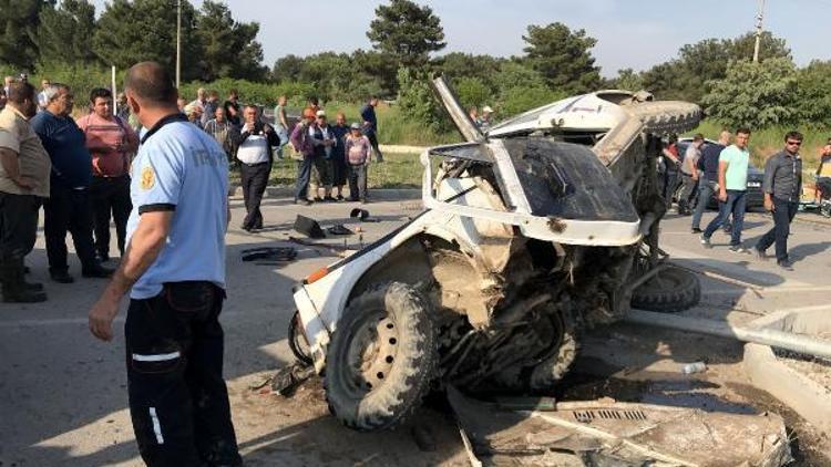 Çanakkale’de trafik kazası: 1 ölü, 4 yaralandı